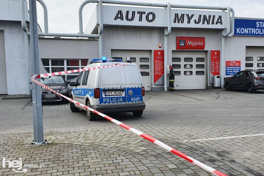 Policja sprawdzała ciężarówkę. Bomby nie było