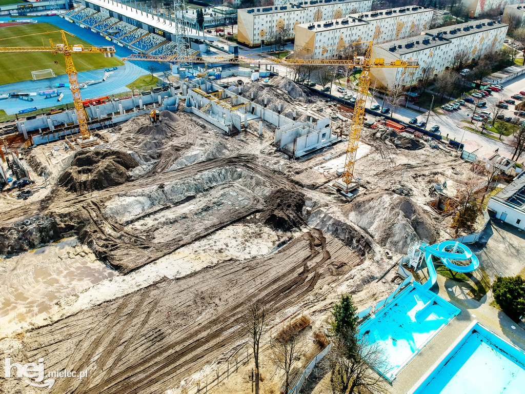 Budowa hali sportowej - 7 marca