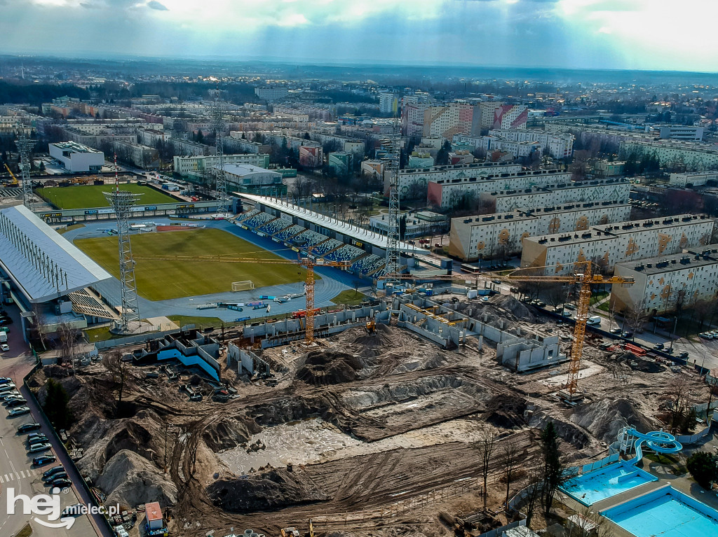 Budowa hali sportowej - 7 marca