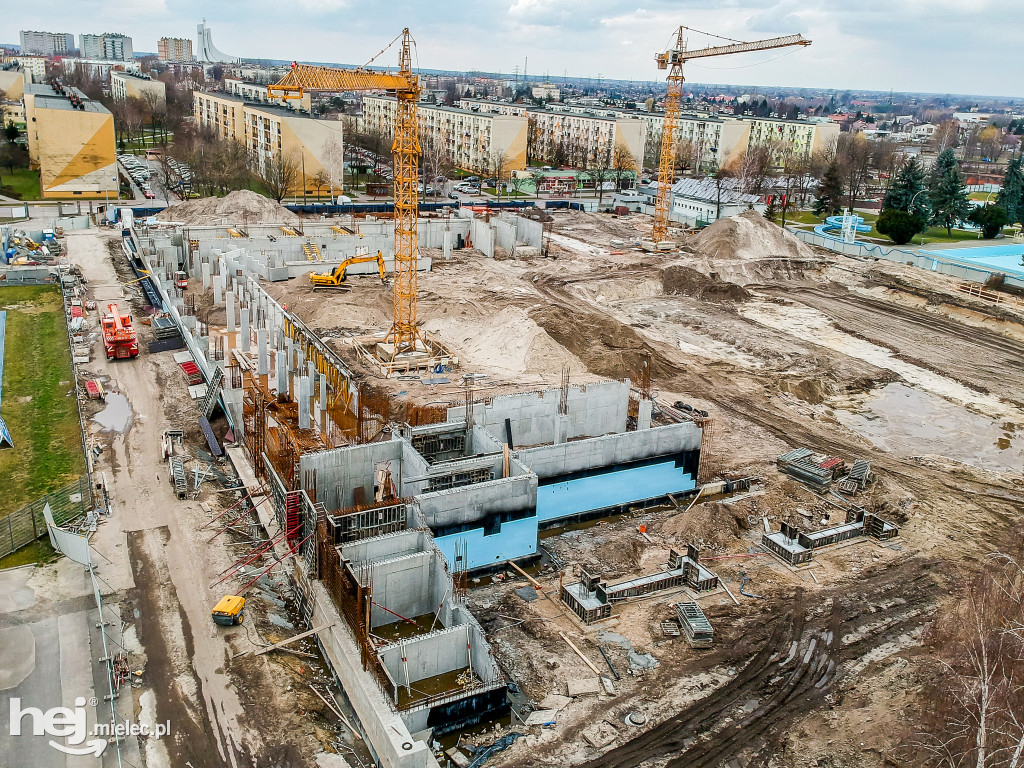 Budowa hali sportowej - 7 marca