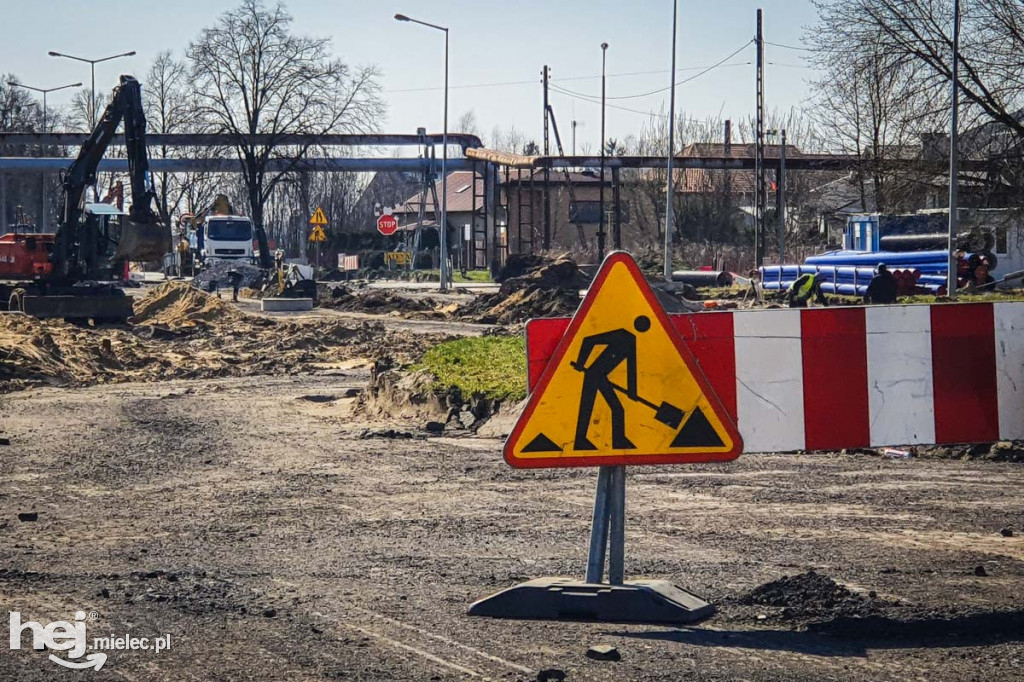 Roboty drogowe na Przemysłowej i Wojska Polskiego