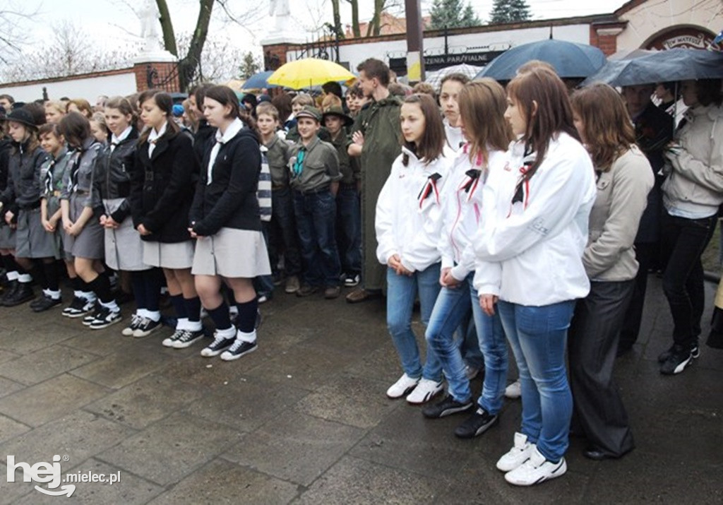Mielec po katastrofie smoleńskiej w kwietniu 2010 roku