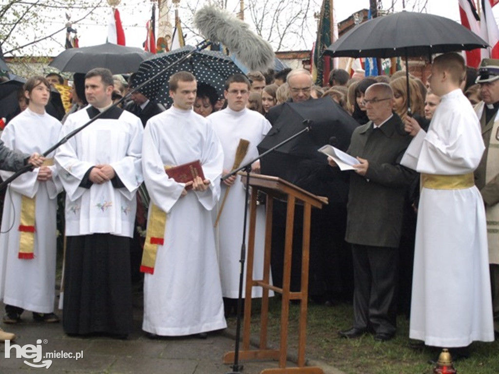 Mielec po katastrofie smoleńskiej w kwietniu 2010 roku