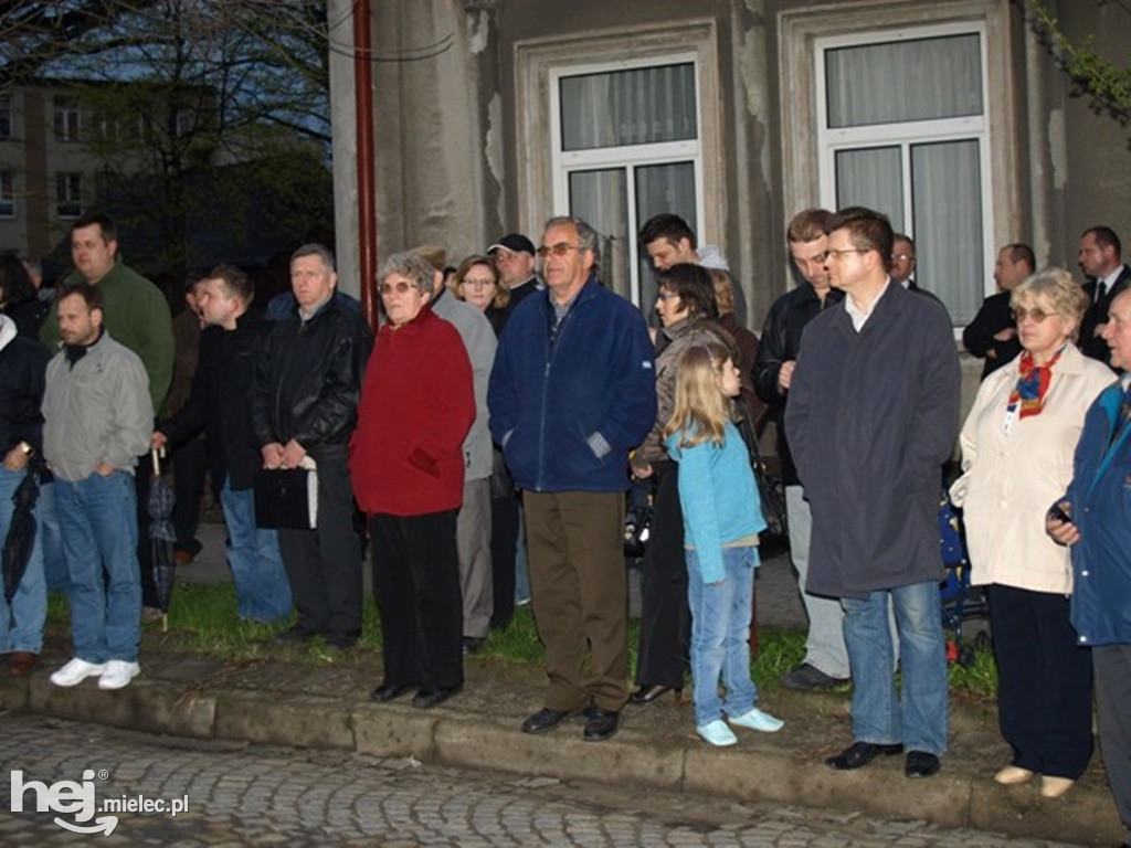 Mielec po katastrofie smoleńskiej w kwietniu 2010 roku