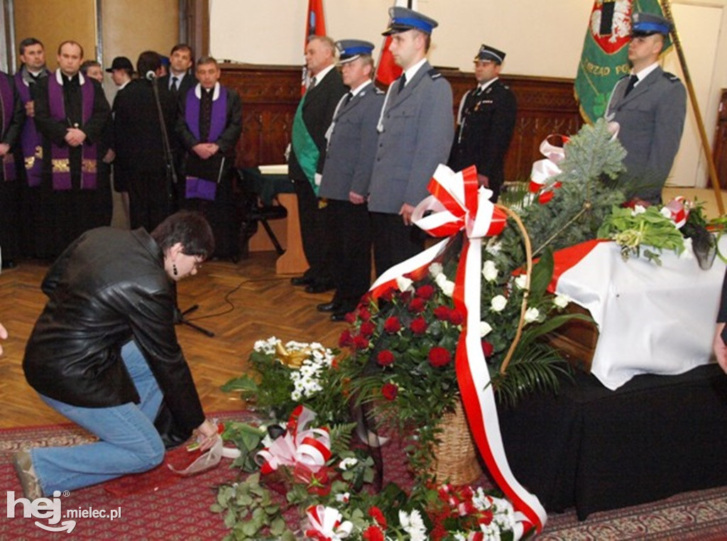 Mielec po katastrofie smoleńskiej w kwietniu 2010 roku