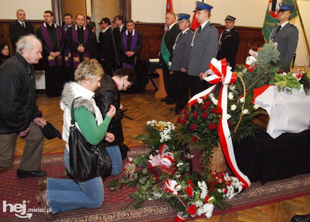Mielec po katastrofie smoleńskiej w kwietniu 2010 roku