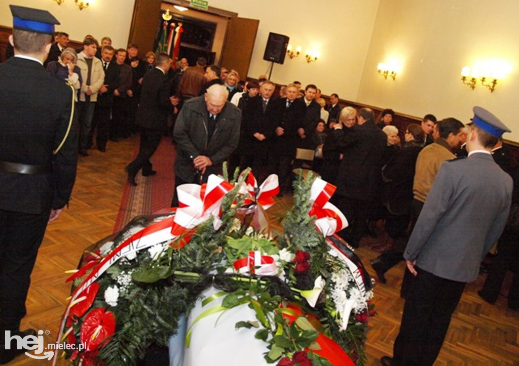 Mielec po katastrofie smoleńskiej w kwietniu 2010 roku