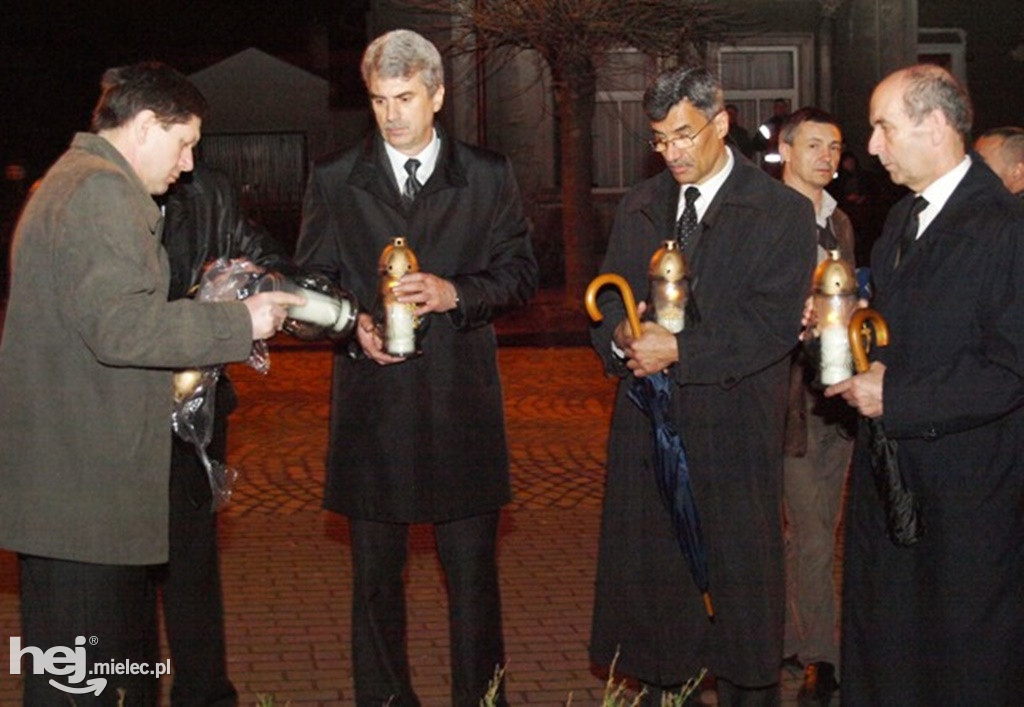 Mielec po katastrofie smoleńskiej w kwietniu 2010 roku