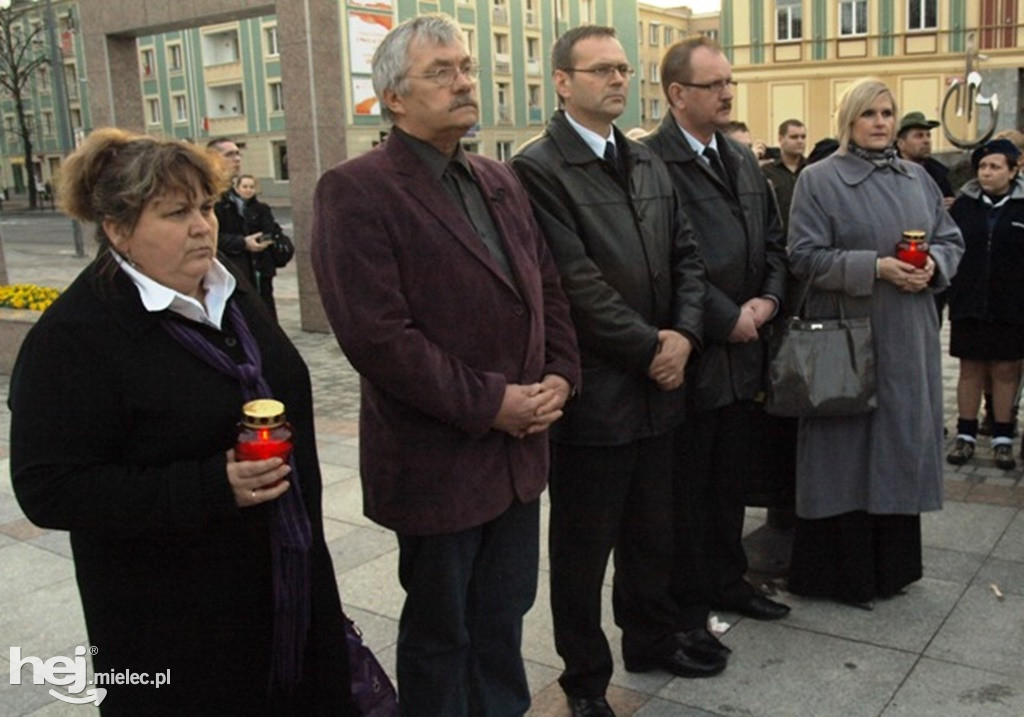 Mielec po katastrofie smoleńskiej w kwietniu 2010 roku