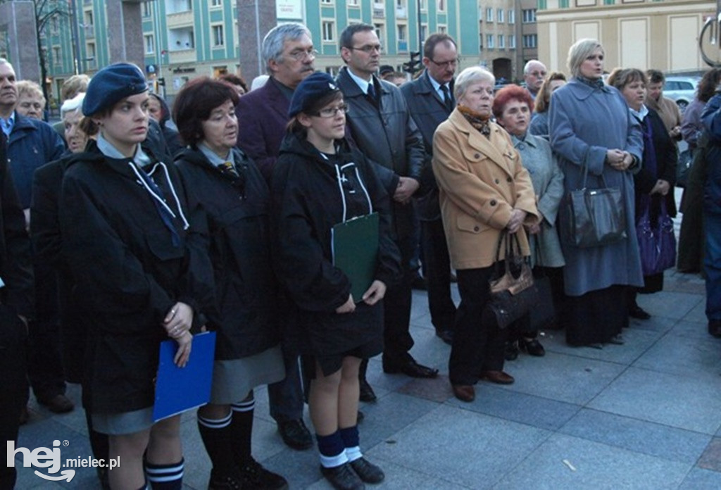 Mielec po katastrofie smoleńskiej w kwietniu 2010 roku