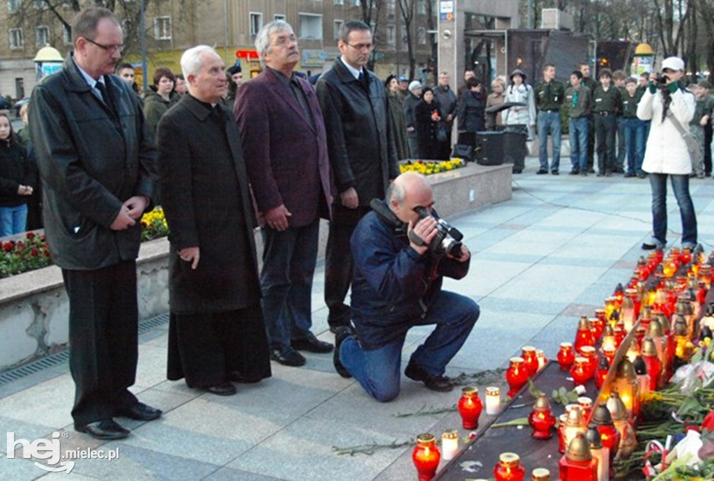 Mielec po katastrofie smoleńskiej w kwietniu 2010 roku