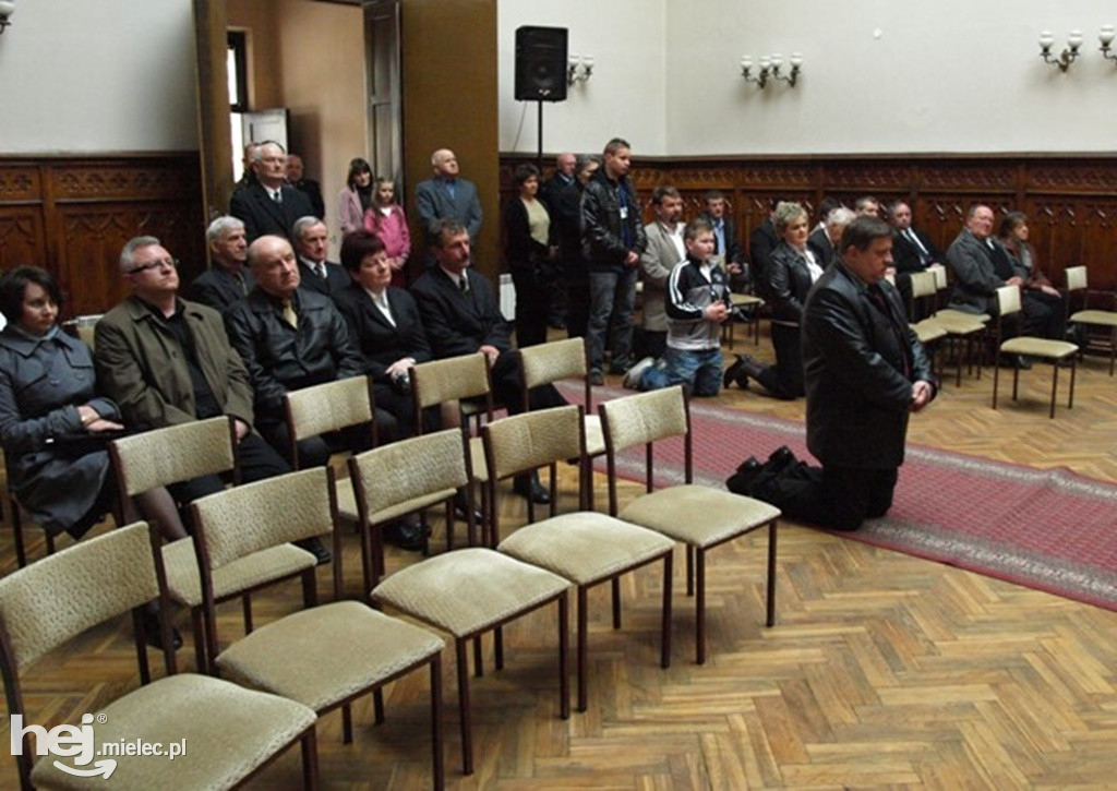 Mielec po katastrofie smoleńskiej w kwietniu 2010 roku
