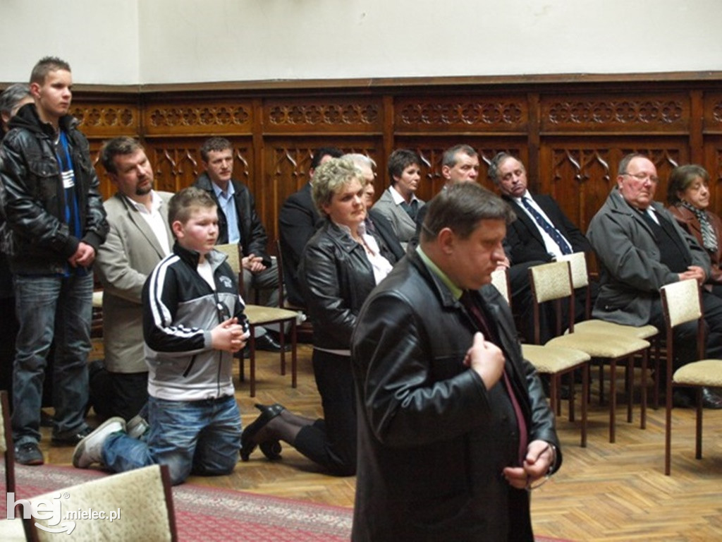 Mielec po katastrofie smoleńskiej w kwietniu 2010 roku