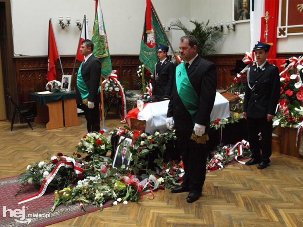 Mielec po katastrofie smoleńskiej w kwietniu 2010 roku