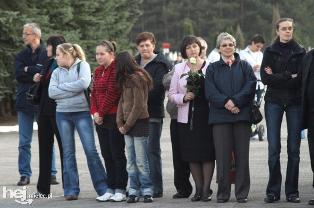 Mielec po katastrofie smoleńskiej w kwietniu 2010 roku