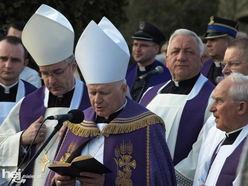 Mielec po katastrofie smoleńskiej w kwietniu 2010 roku