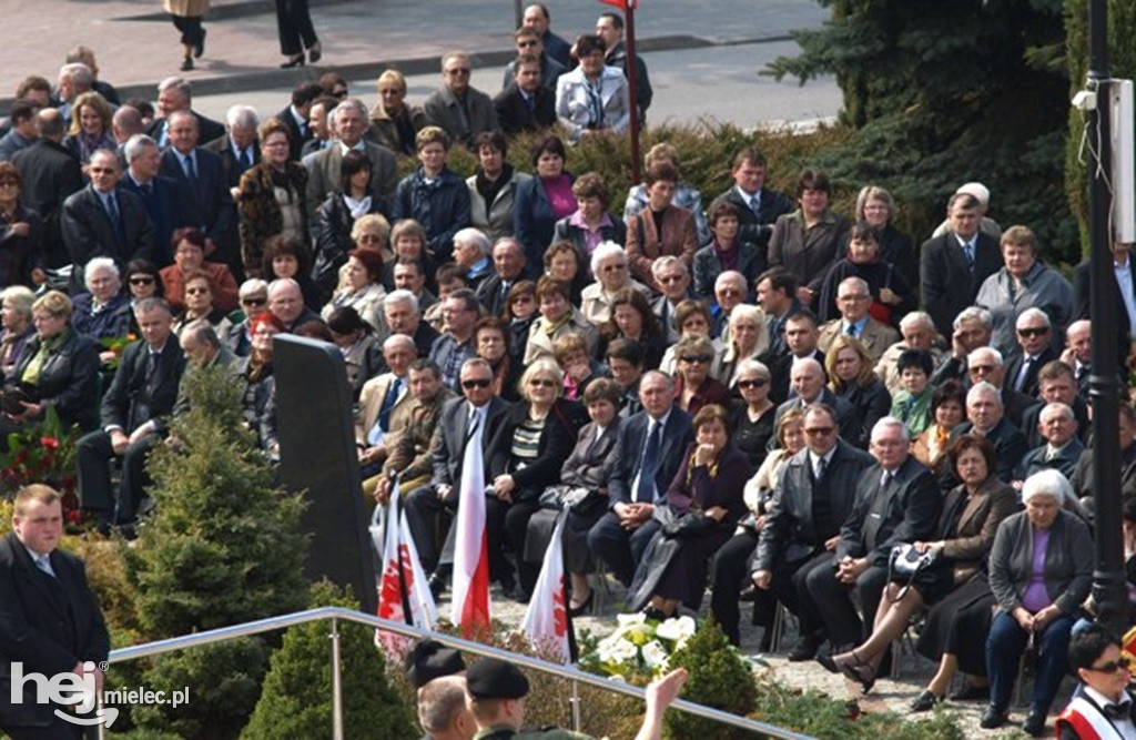 Mielec po katastrofie smoleńskiej w kwietniu 2010 roku