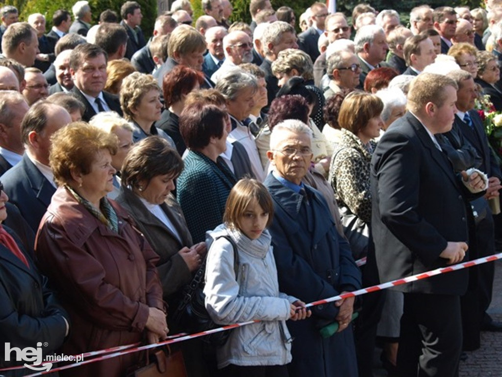 Mielec po katastrofie smoleńskiej w kwietniu 2010 roku