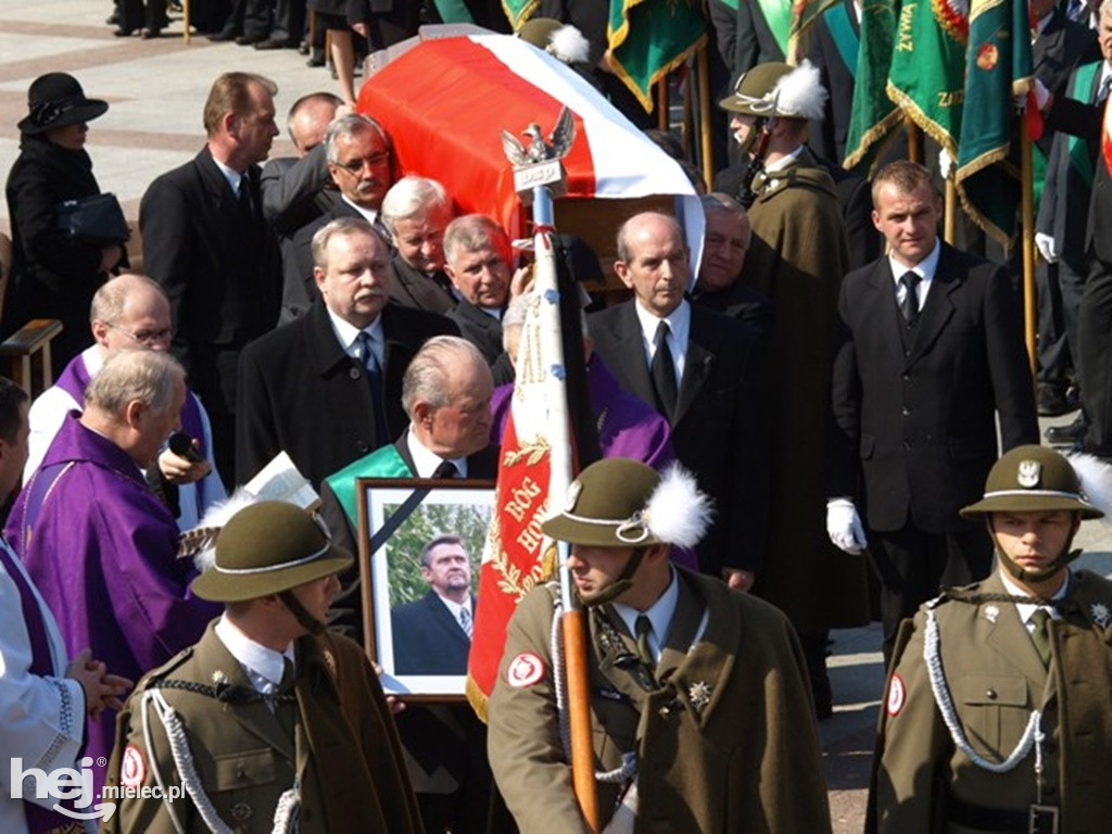 Mielec po katastrofie smoleńskiej w kwietniu 2010 roku