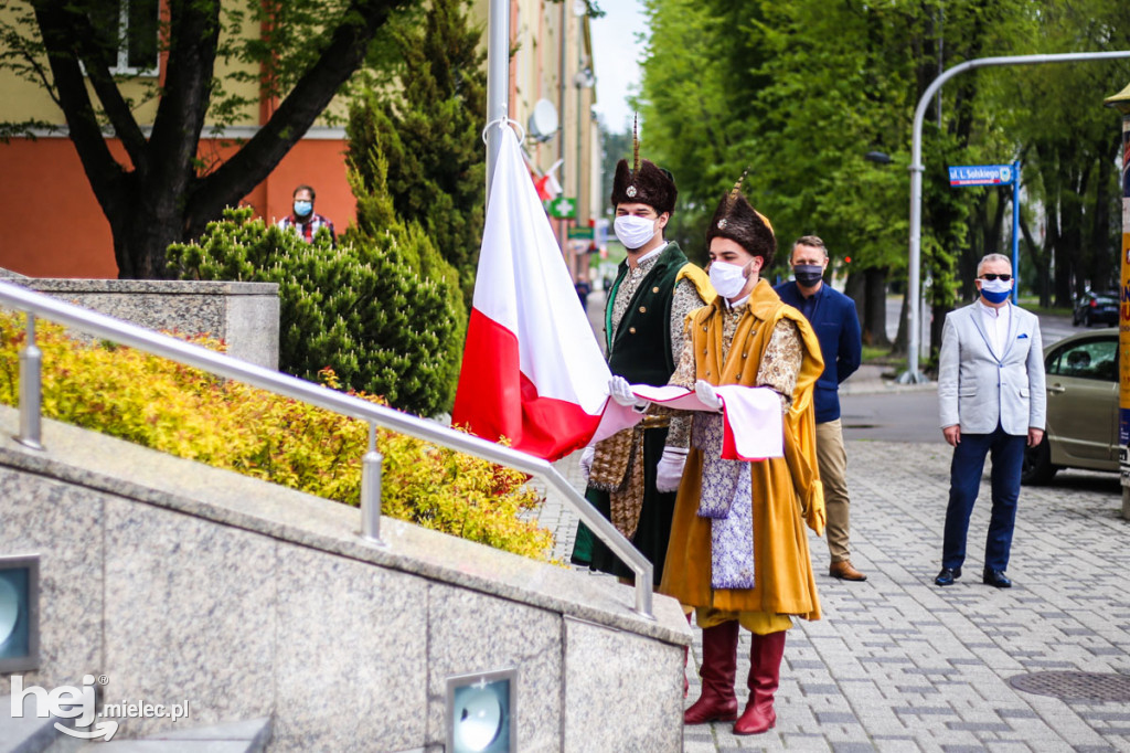 Dzień Flagi Rzeczypospolitej 2 maja 2020 w Mielcu