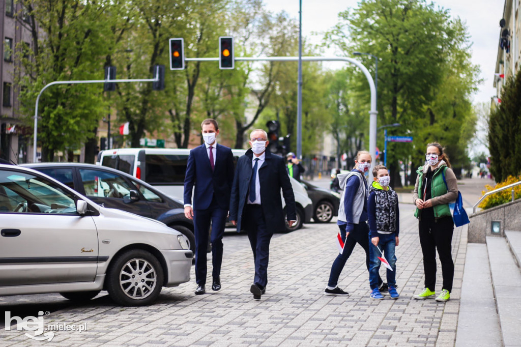 Dzień Flagi Rzeczypospolitej 2 maja 2020 w Mielcu