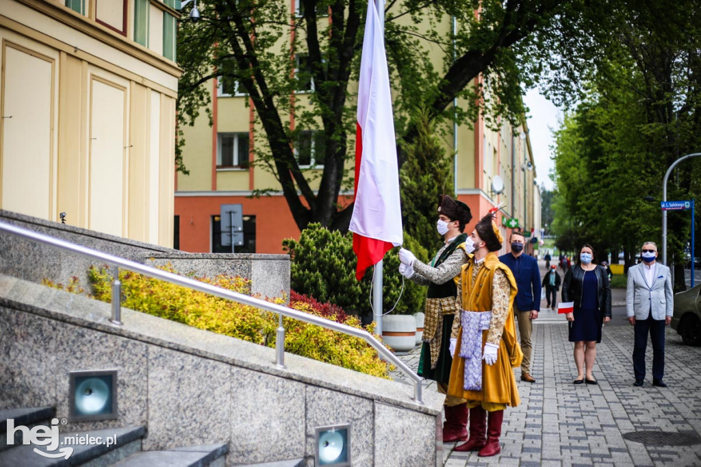 Dzień Flagi Rzeczypospolitej 2 maja 2020 w Mielcu