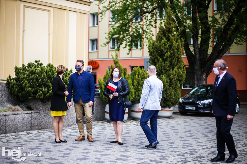 Dzień Flagi Rzeczypospolitej 2 maja 2020 w Mielcu