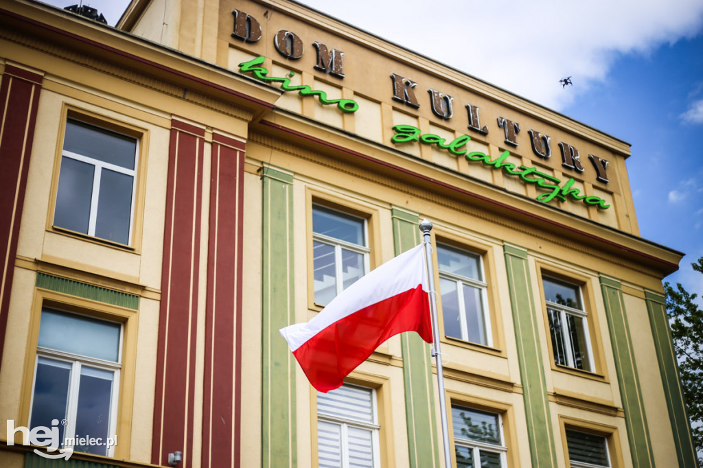 Dzień Flagi Rzeczypospolitej 2 maja 2020 w Mielcu