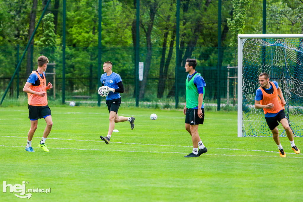 PGE FKS Stal Mielec trenuje w komplecie