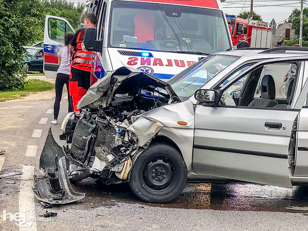 Czołowe zderzenie w Tuszymie