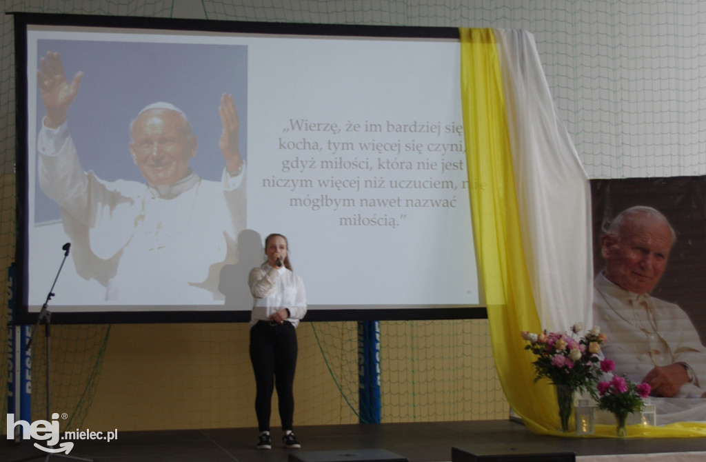 Przegląd piosenki papieskiej w Radomyślu Wielkim