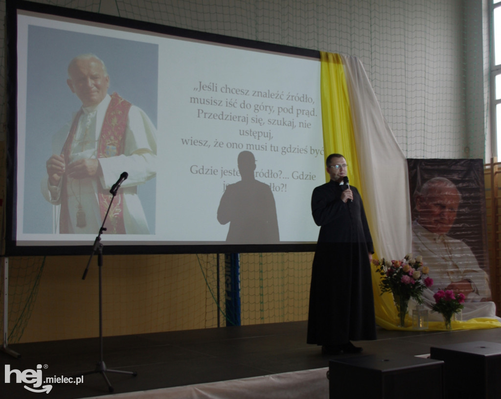 Przegląd piosenki papieskiej w Radomyślu Wielkim