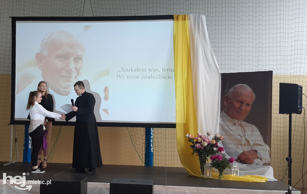 Przegląd piosenki papieskiej w Radomyślu Wielkim