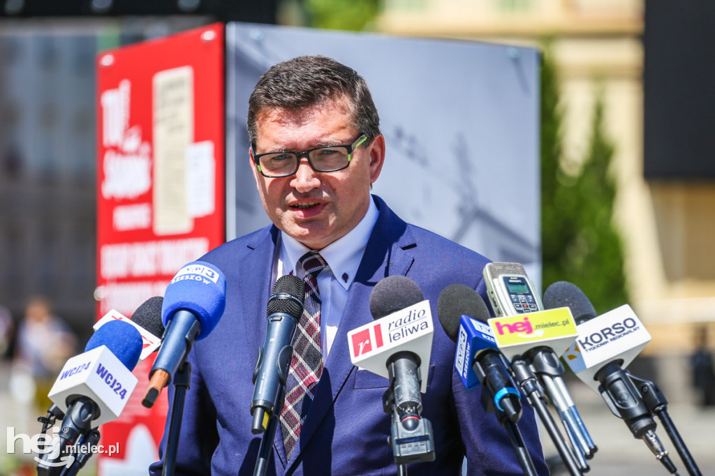 Tu rodziła się SOLIDARNOŚĆ - początek 40-lecia 