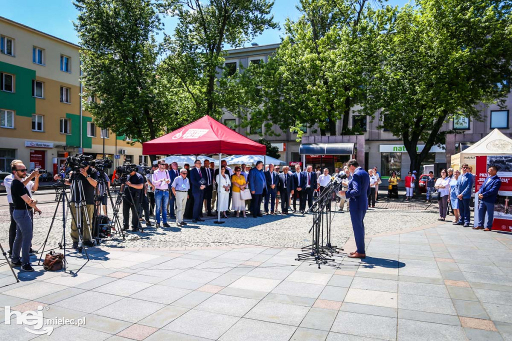 Tu rodziła się SOLIDARNOŚĆ - początek 40-lecia 