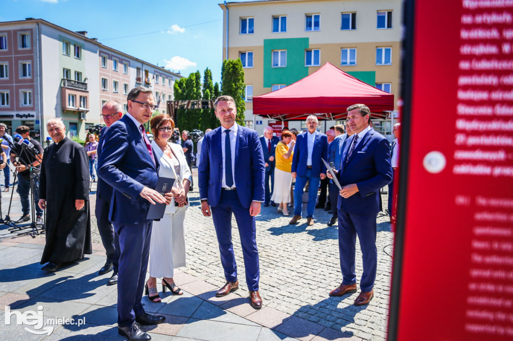 Tu rodziła się SOLIDARNOŚĆ - początek 40-lecia 