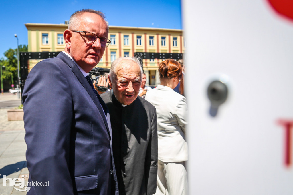 Tu rodziła się SOLIDARNOŚĆ - początek 40-lecia 