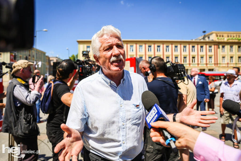 Tu rodziła się SOLIDARNOŚĆ - początek 40-lecia 