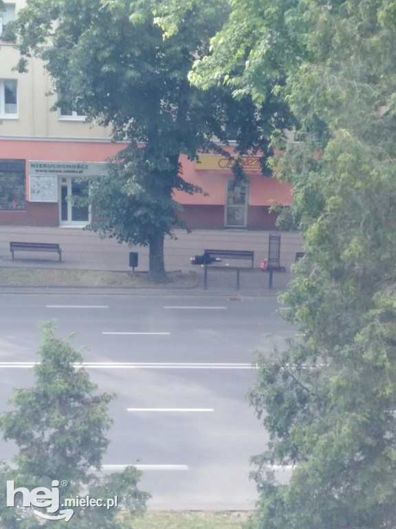 Alkoholowy problem w centrum Mielca