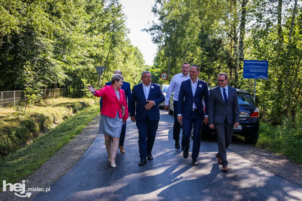 Minister infrastruktury Andrzej Adamczyk w Białym Borze