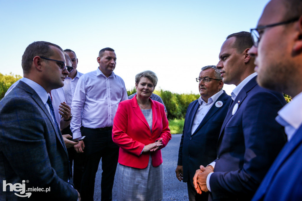 Minister infrastruktury Andrzej Adamczyk w Białym Borze