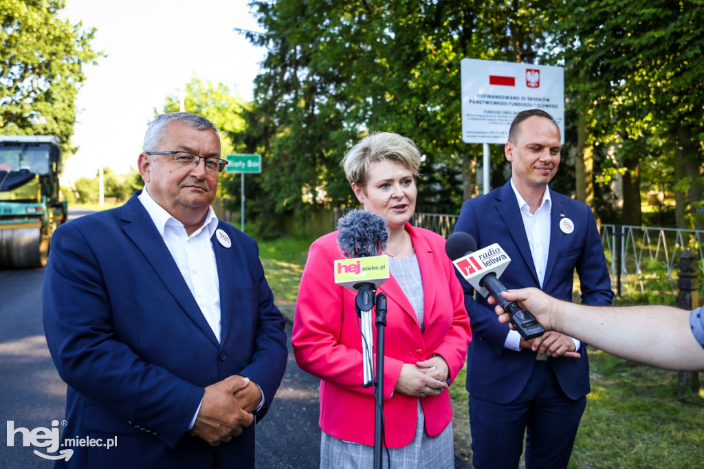 Minister infrastruktury Andrzej Adamczyk w Białym Borze