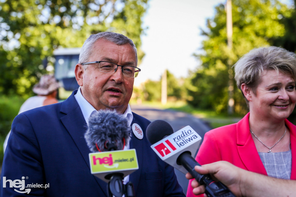 Minister infrastruktury Andrzej Adamczyk w Białym Borze