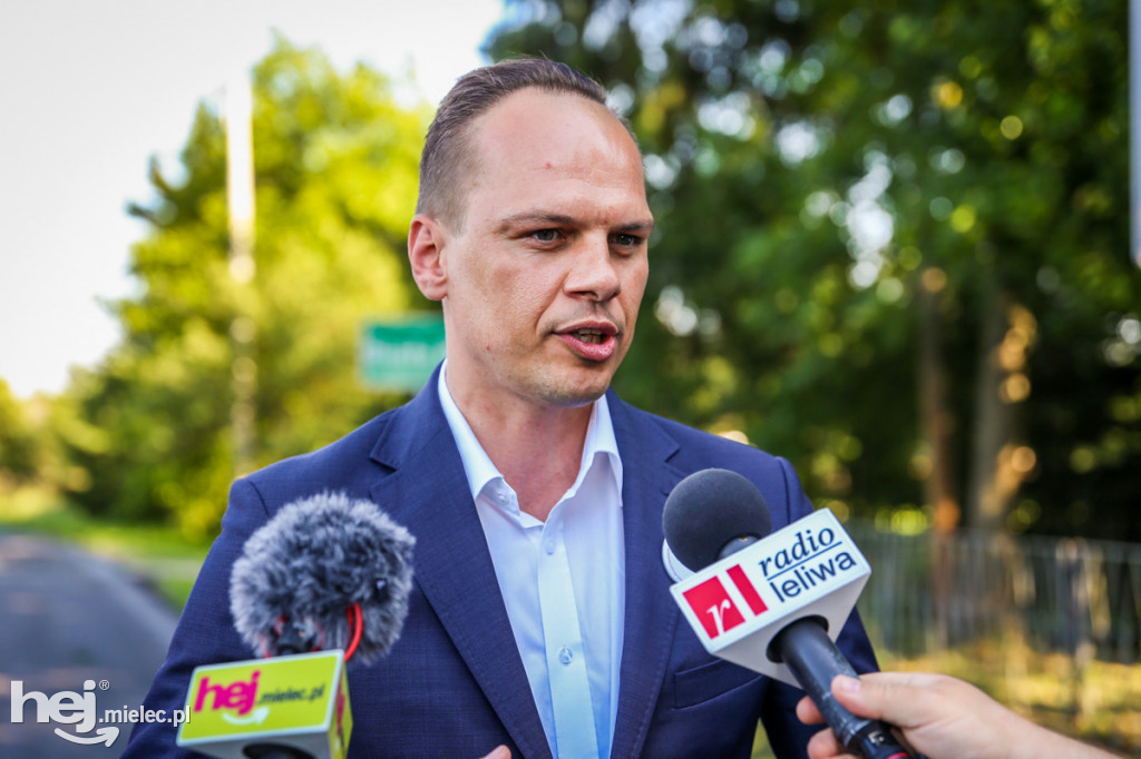 Minister infrastruktury Andrzej Adamczyk w Białym Borze
