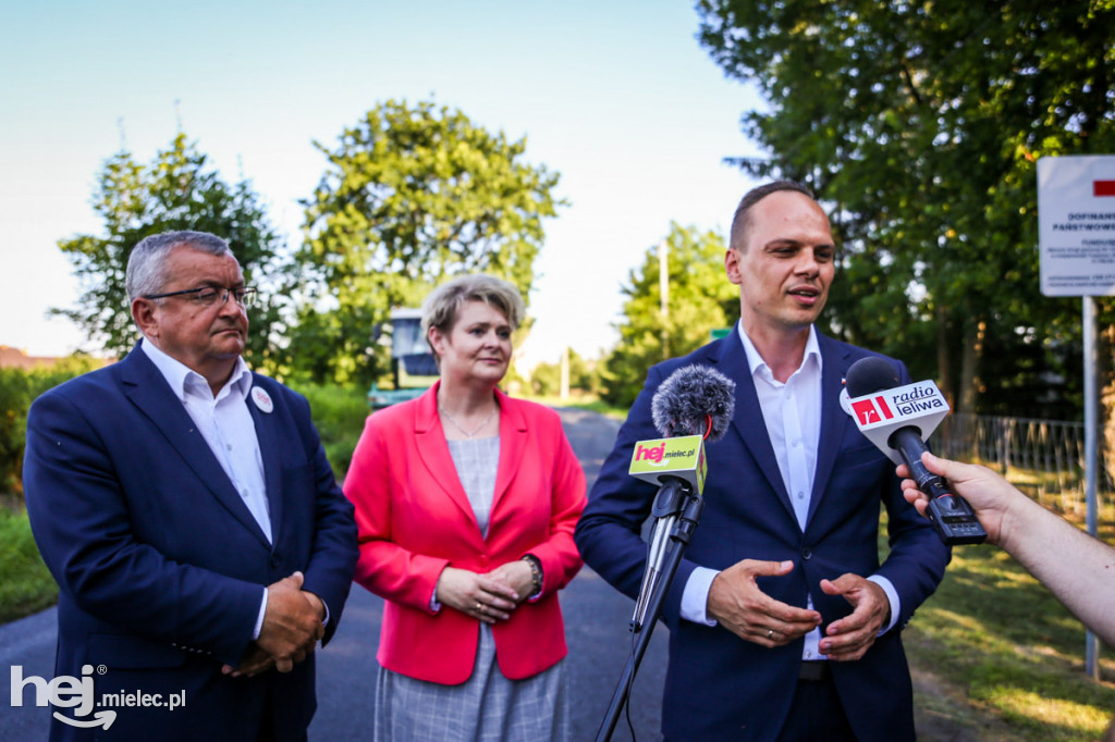 Minister infrastruktury Andrzej Adamczyk w Białym Borze