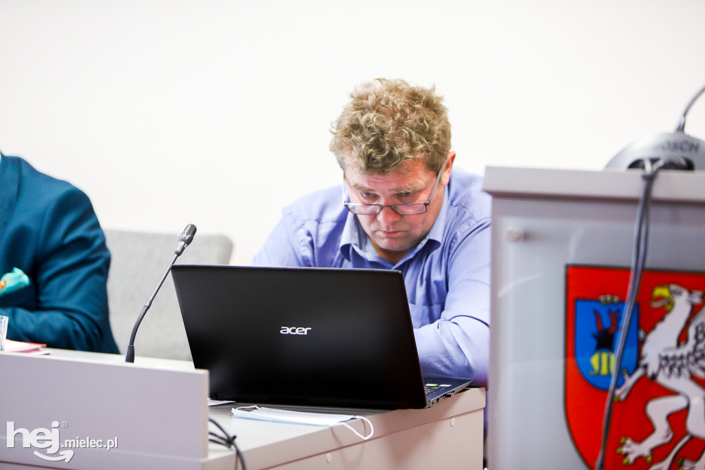 Wotum zaufania i absolutorium dla Zarządu Powiatu