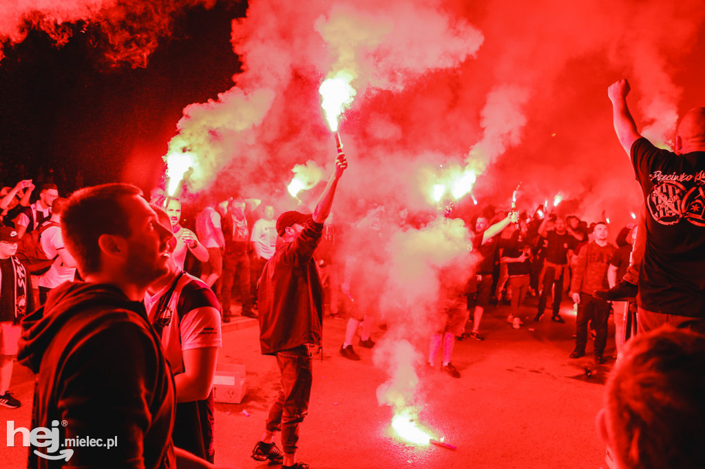 Mielczanie świętują awans do Ekstraklasy