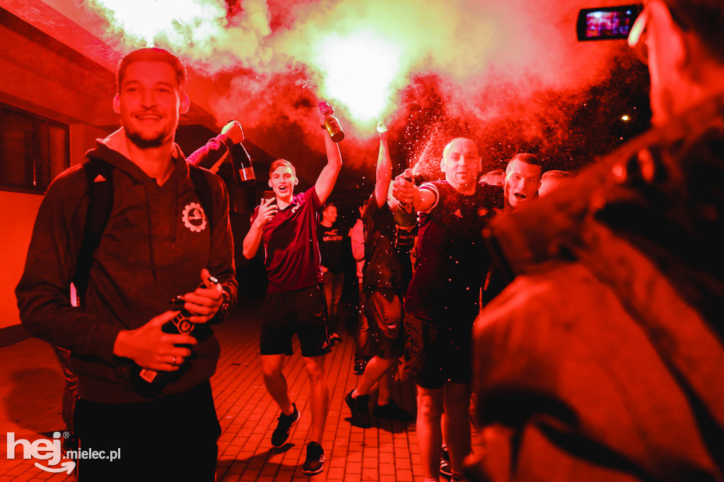 Mielczanie świętują awans do Ekstraklasy