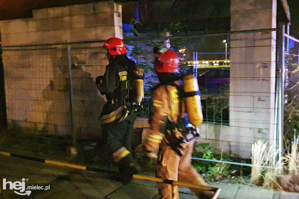 Nocny pożar mieszkania przy ul. Dworcowej