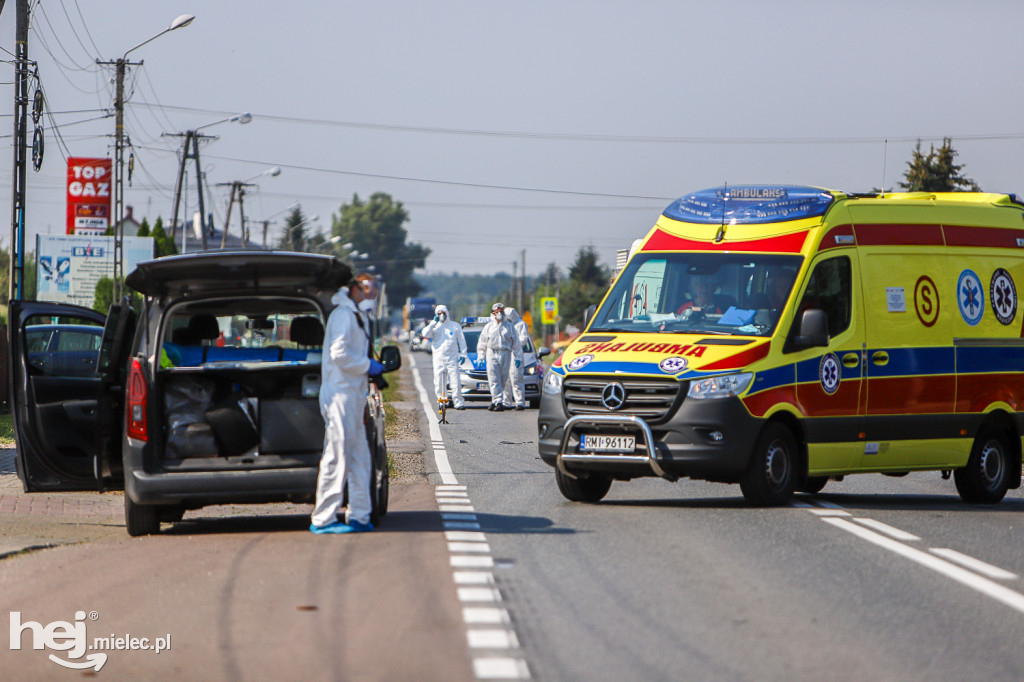 Wypadek z udziałem karetki w Woli Mieleckiej
